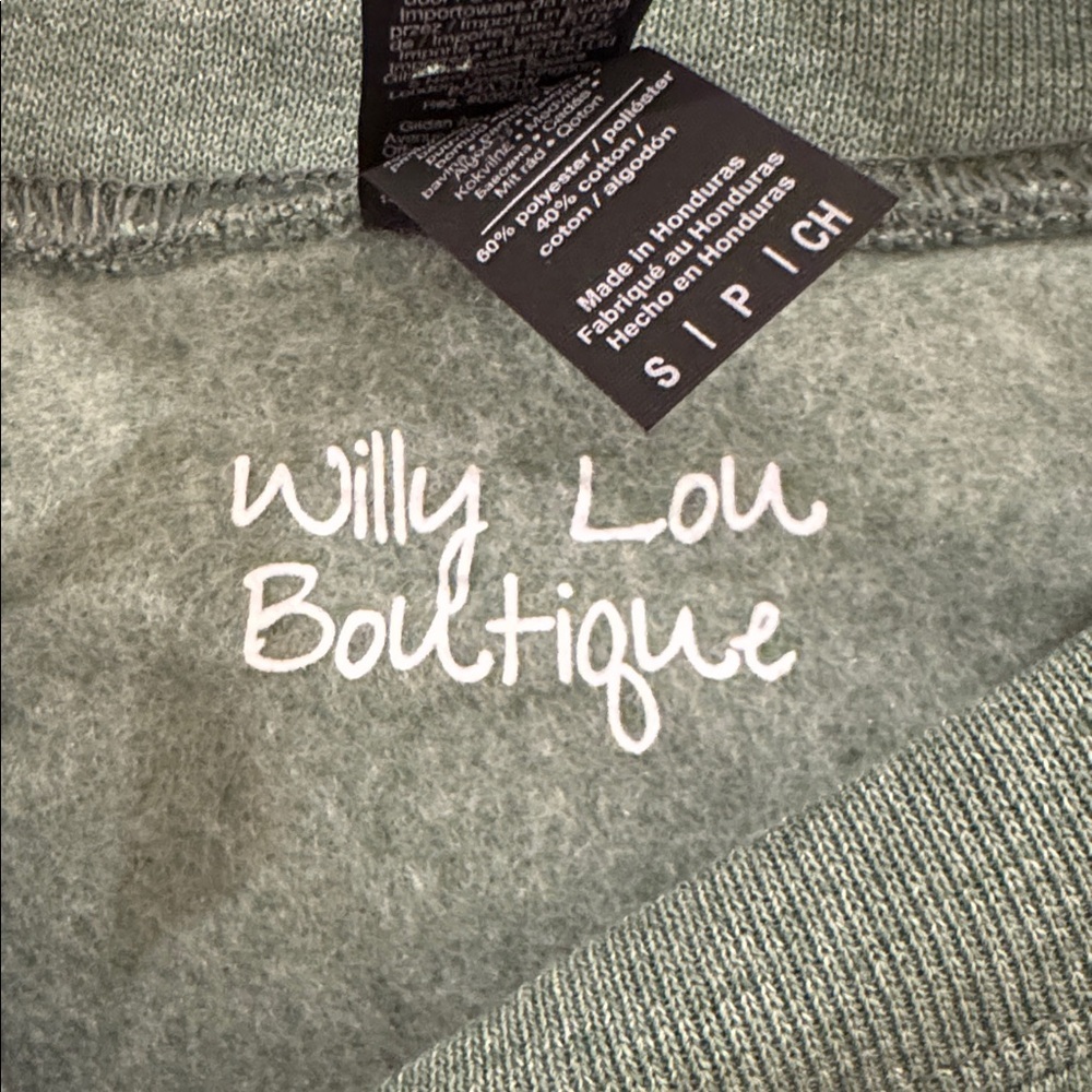 Willy Lou Boutique Green Crewneck Sweatshirt, Red Plaid Christmas Bow, Small - Picture 2 of 4